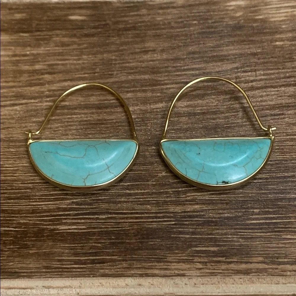 Scout Earrings - Picture 2 of 2